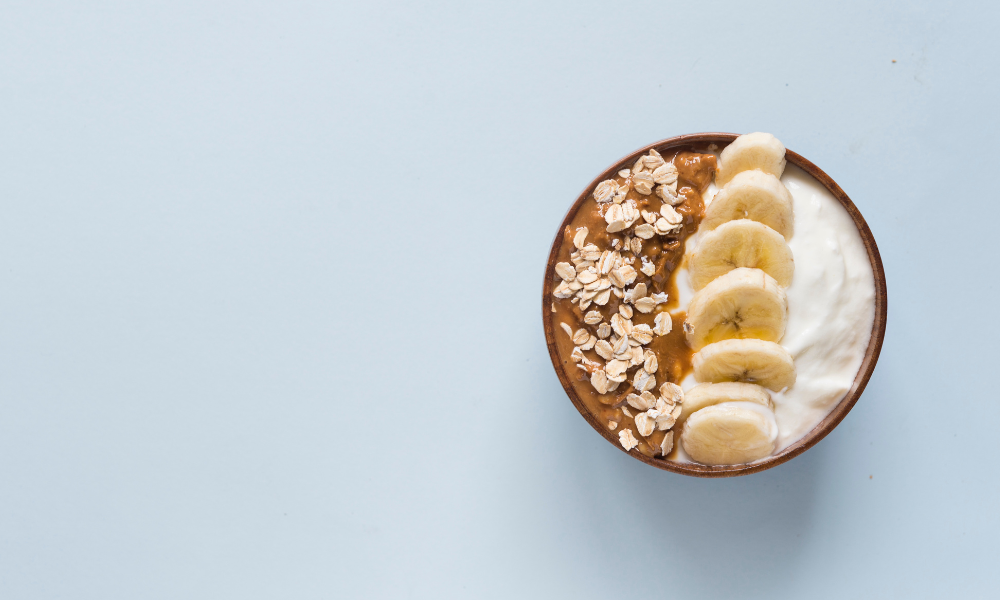 Banana Vanilla Smoothie Bowl with Collagen Peptides (Gluten Free)